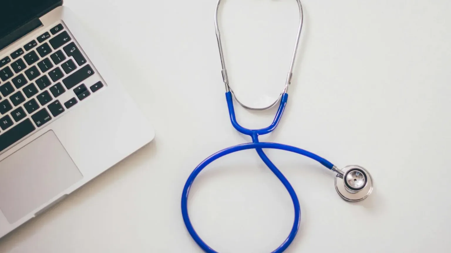 Foto stock gratuita su posto di lavoro, strumenti del medico, ufficio del medico