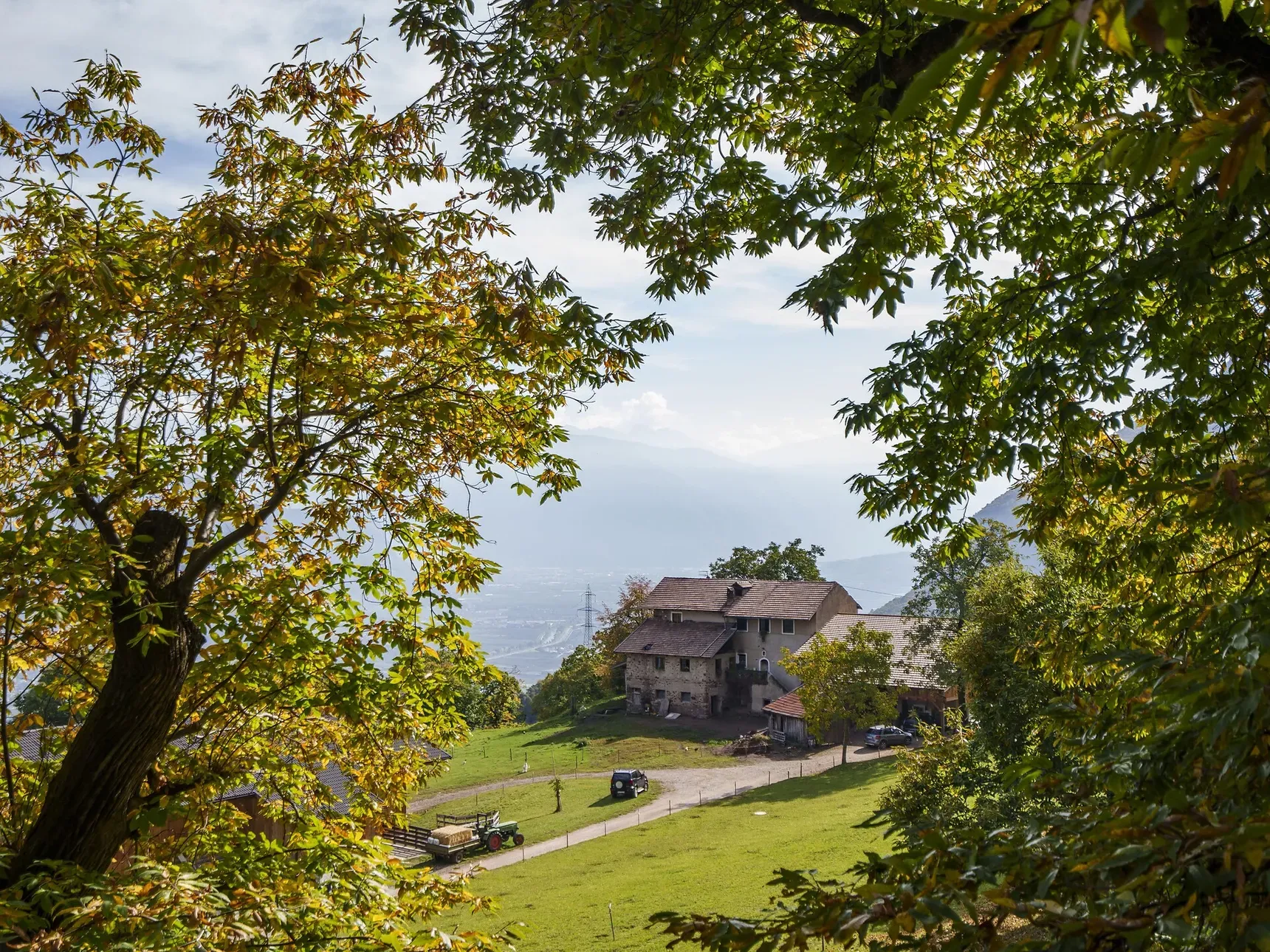 Castagneti, caldarroste e merenda tirolese (KESCHTNRIGGL)