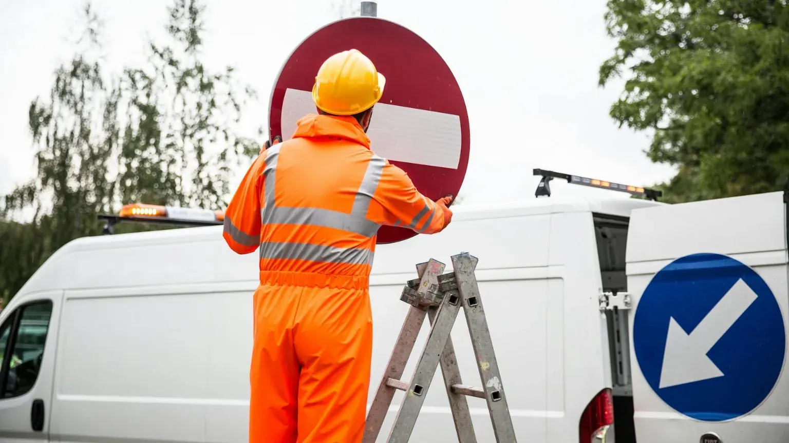 Marianna Zuzanna Foto stock gratuita su @draussen, furgone da lavoro, lavoro in cantiere